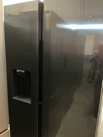 Samsung 27.4 cu ft Side by Side Refrigerator RS27T5200SG , 35.87”Wx33.5”Dx70”H