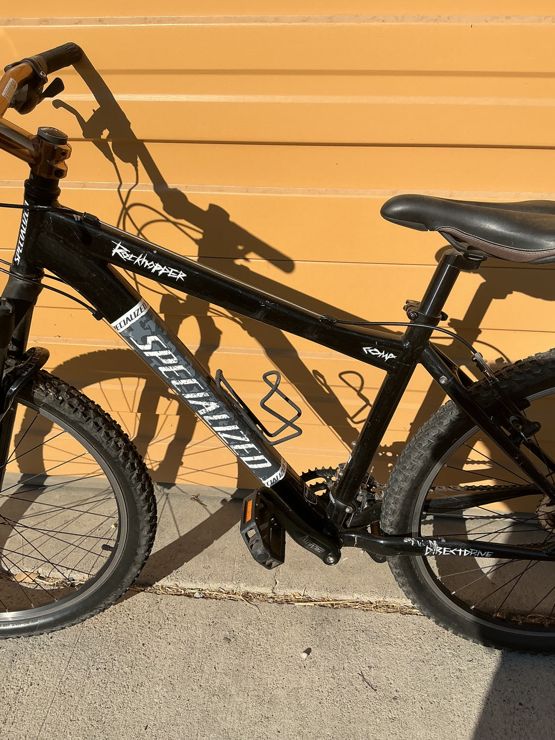 Specialized Rockhopper 17 Bike with cover