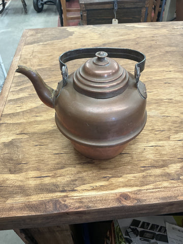 Vintage Norwegian 7” tea kettle and lid