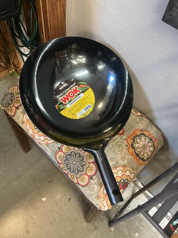 Winco 14" Carbon Steel Wok, Black