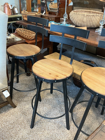 Black Metal / Wood Seat Swivel Barstools Set of 4