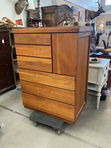 Dresser with 6 Drawers & side Cabinet Door 37.5"W x 24.75"D x 50.25"H