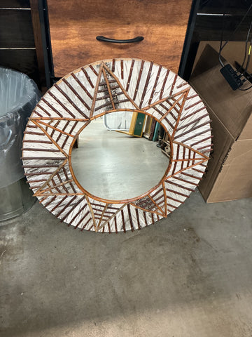 Round Mirror with Star made of Branches (23.5 round)