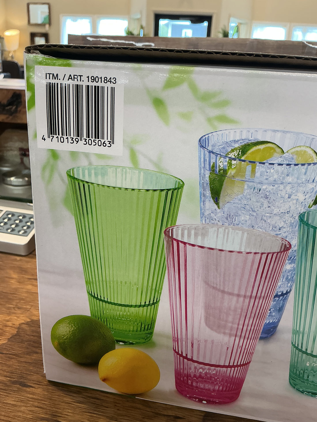 Costco 8-piece acrylic drinkware set