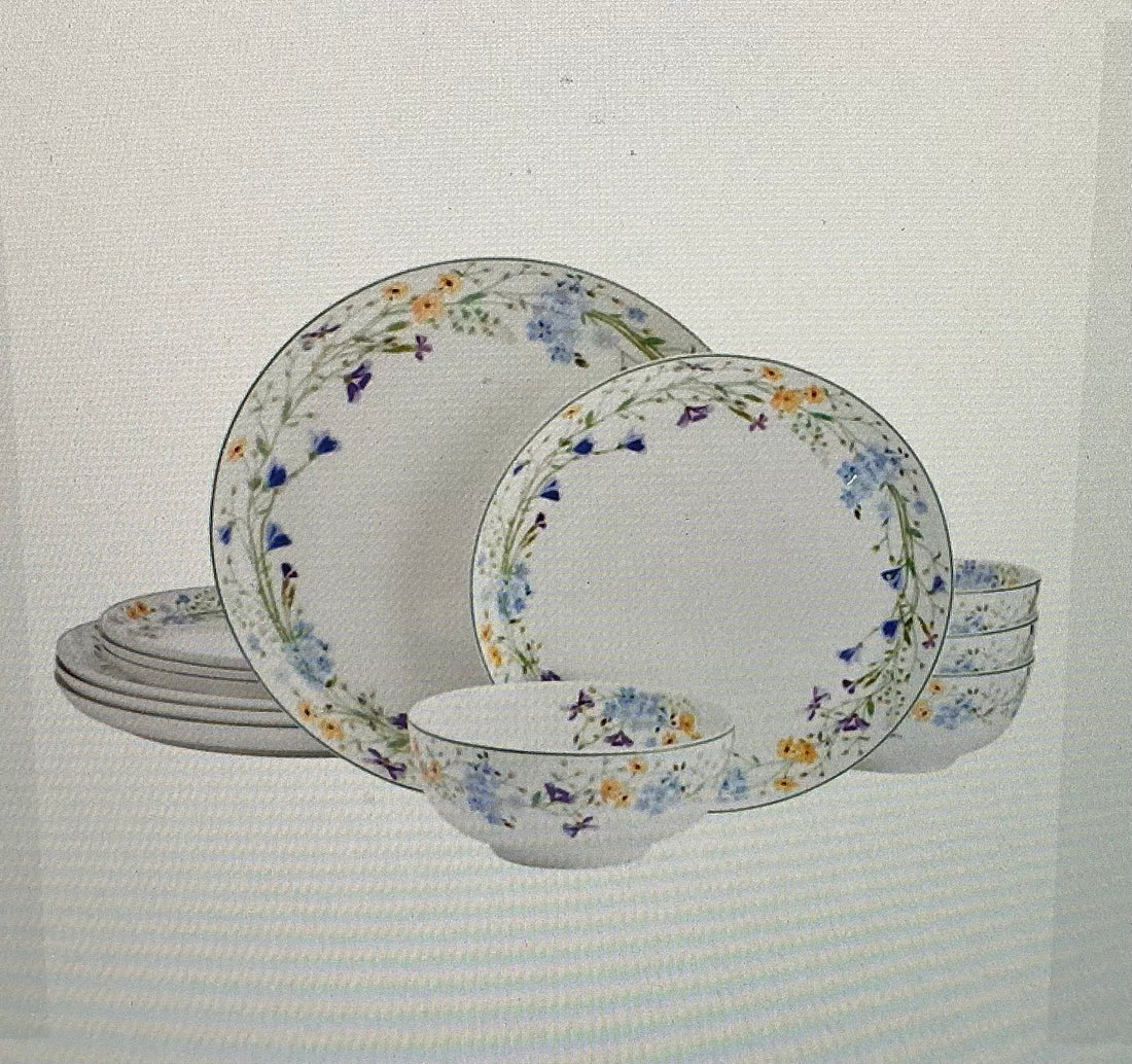 Mikasa Quinn 12-piece Bone China Dinnerware Set