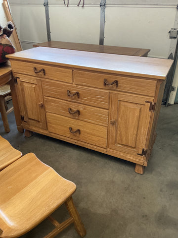 Brandt Co Ranch Oak Buffet/Dresser with Horseshoe Hardware