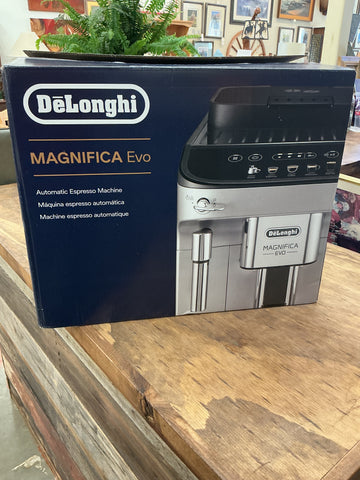 De'Longhi Magnifica Evo Automatic Espresso Machine with Frother and Preset Recipes