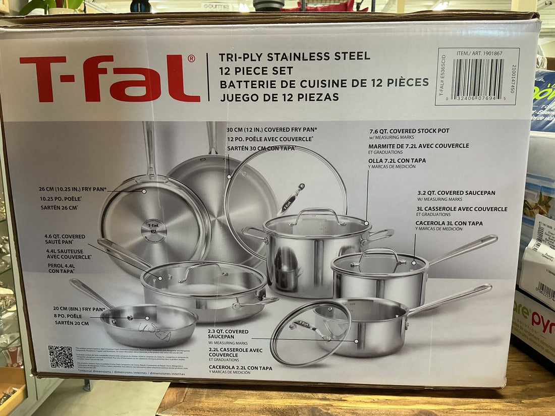 T-fal 12-piece Tri-Ply Stainless Steel Cookware Set - 1 Fry Pan Used