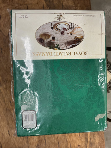 Green Royal Palace Damask OblongTable Cloth - 60"" x 144"