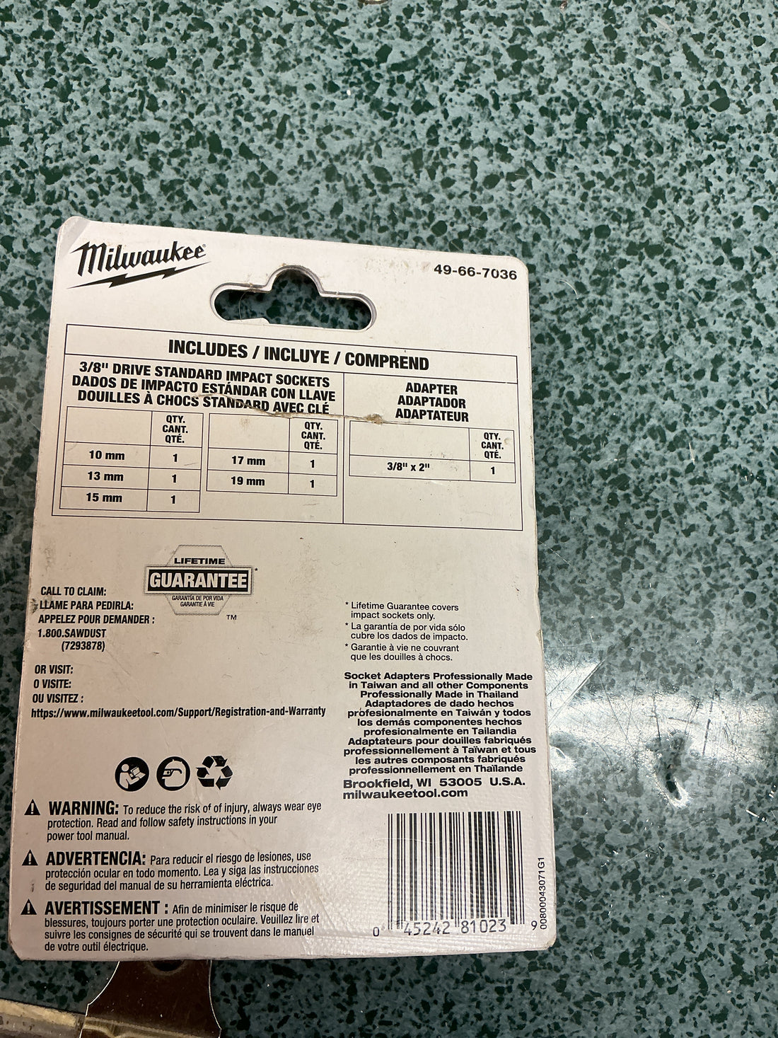 Milwaukee 6 (5)pc  3/8 drive impact socket set minus adapter