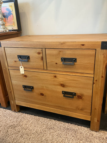 Wood Dresser 3 drawers