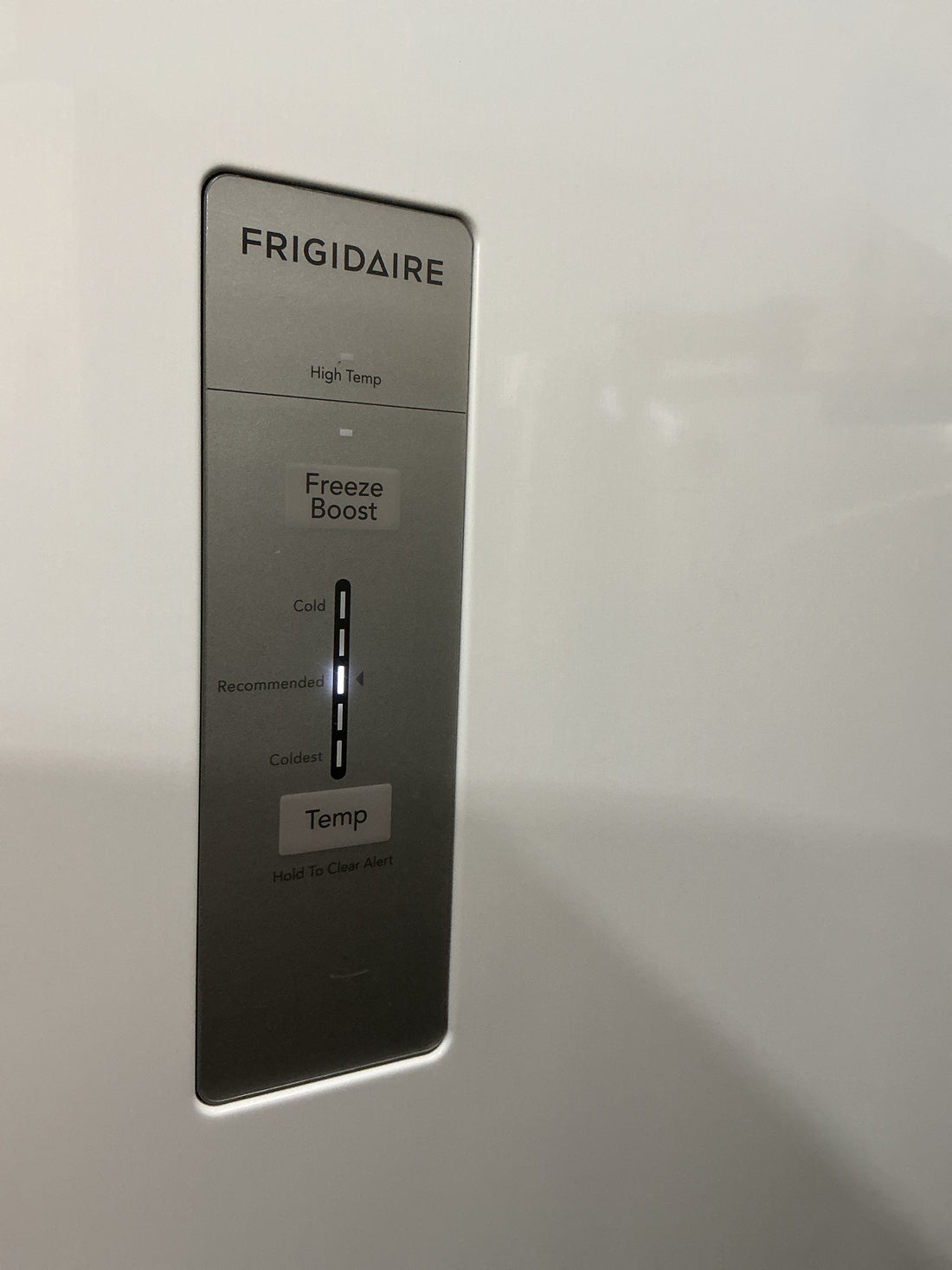 Fridgidaire 20 cu ft Garage ready Upright Freezer FFUE2024AW , 32.63”Wx29.88”Dx71.75”H