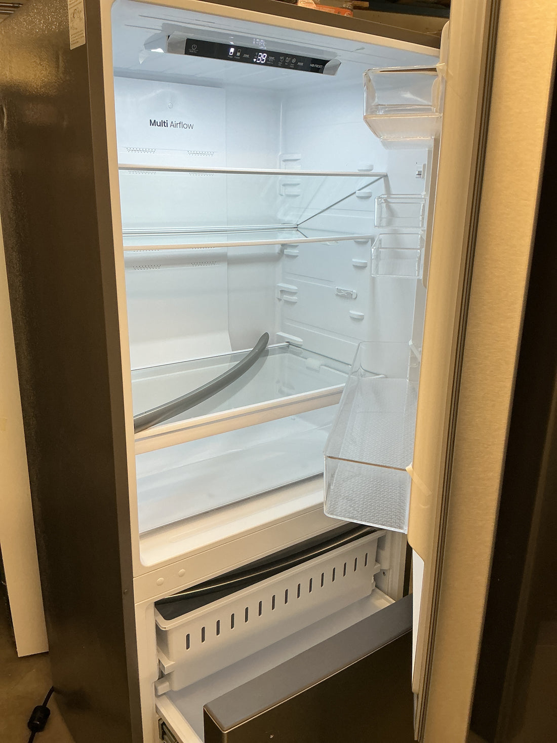 Mora 17.2 cu ft Bottom Freezer Refrigerator BCD-450WY2NA , 31.25”Wx29.1”Dx67.69”H