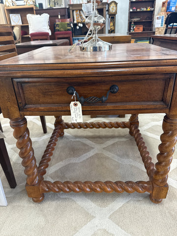 Side table with twist legs