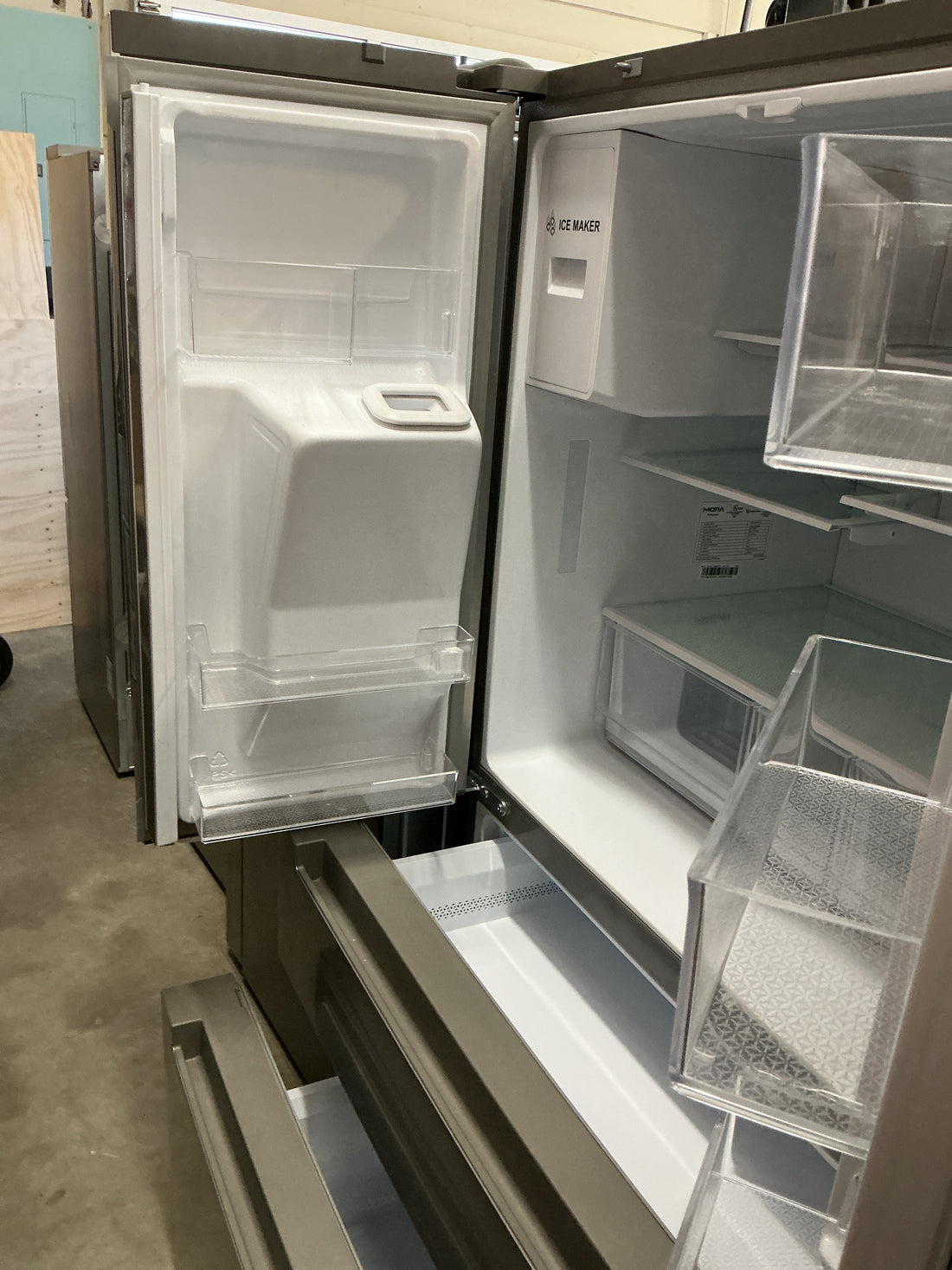 Mora 25.6 cu ft French Door Refrigerator with Ice & Water Dispenser MRM260N6TSE , 36”Wx33.7”Dx70.3”H