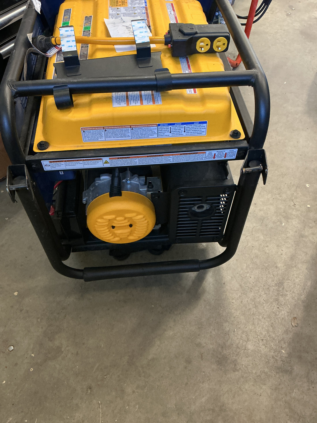 Firman TO7571 Tri Fuel 9400W/7500W Gas, 8450W/6750W Propane, 6900W/5500W Natural Gas