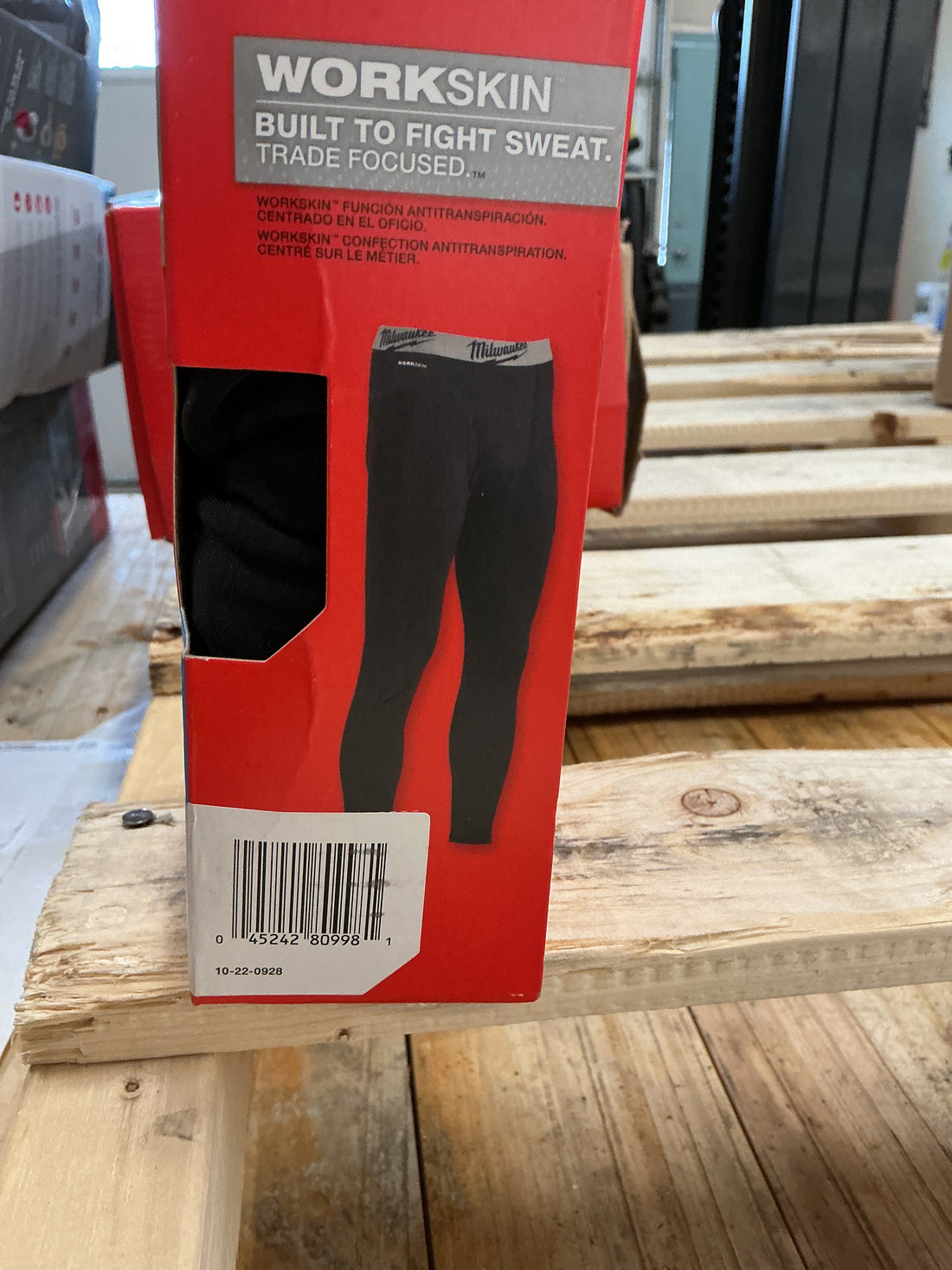 Milwaukee Baselayer pants size Large