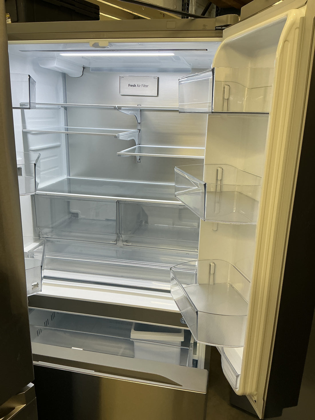 LG 27 cu ft French Door Refrigerator LRFLC2716S , 35.75”Wx29.12Dx70.25”H