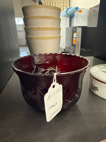 Glass dish