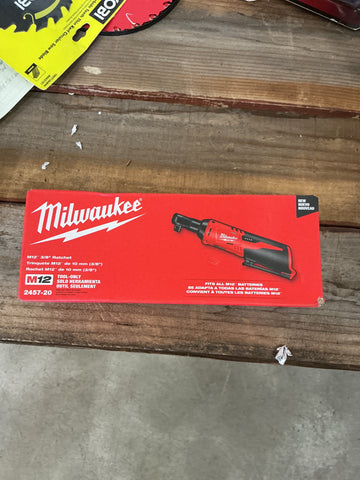 Milwaukee 3/8” Ratchet M12 2457-20