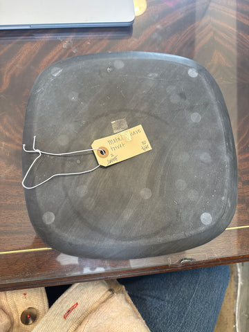 Metal square trivet