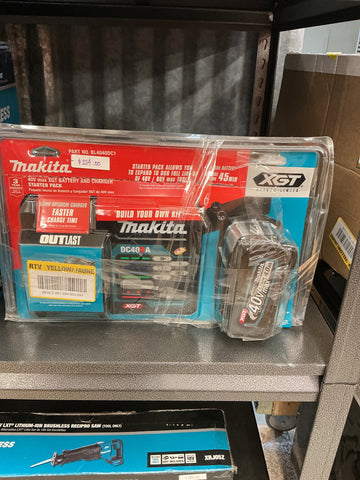 Makita 40v max xgt battery & charger starter pack