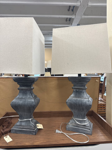 Pair of lamps grey pedestal