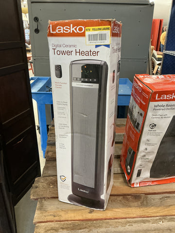 Lasko Digital Ceramic Tower Heater CT30750