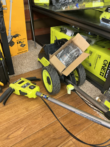 Ryobi 9" cordless lawn edger 40v