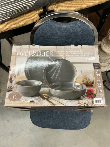 Over & Back 16 pc dinnerware set - MISSING 2 Bowls