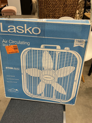 Lasko Air circulating box fan