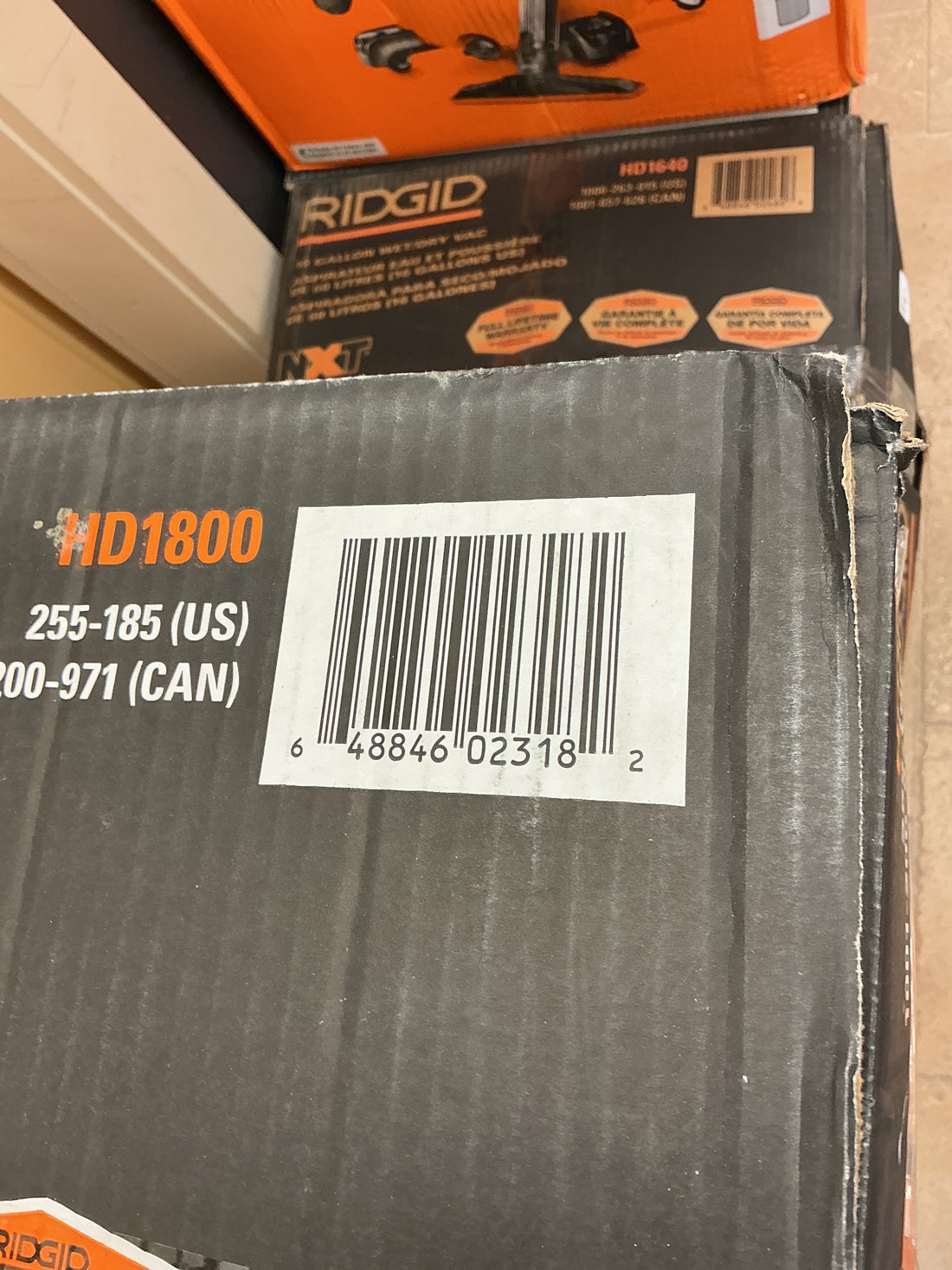 Ridgid HD1800 16 gal vac - Missing 1 ext wand, 1 attachment head